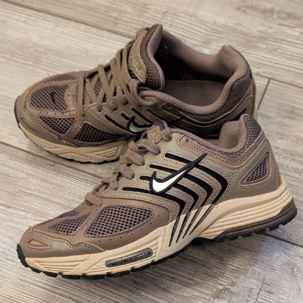 Nike Air Pegasus Running Shoes